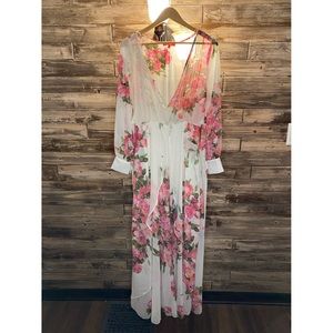 Floral Flowy Maxi Dress